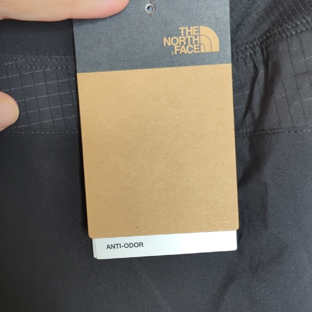 The North Face Women's Black Athletic Shorts - Picture 3 of 12